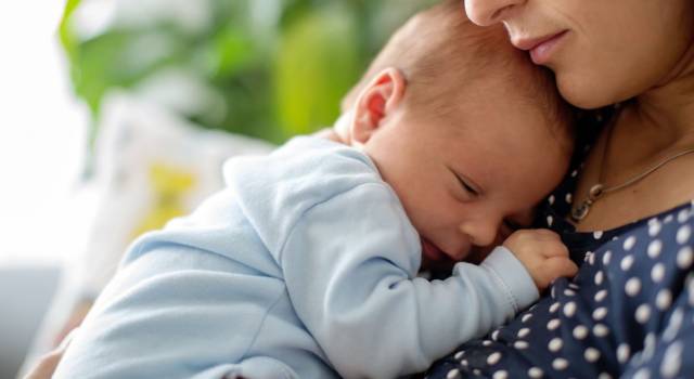 Perché i neonati hanno il singhiozzo?