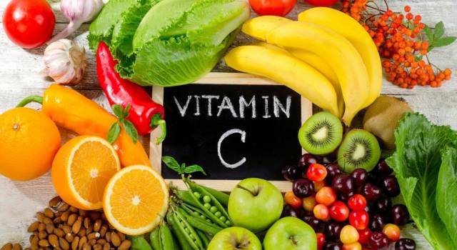 Assunzione di vitamina C negli alimenti: ecco i consigli per una vita sana