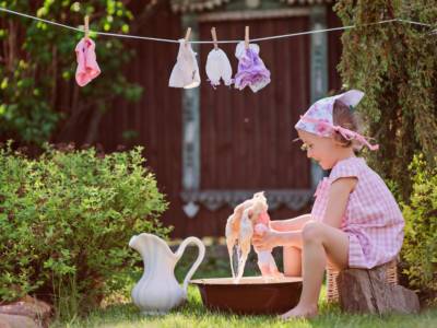 Bambina Lavare Capelli Bambola