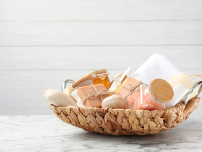 cesto vimini prodotti bellezza beauty