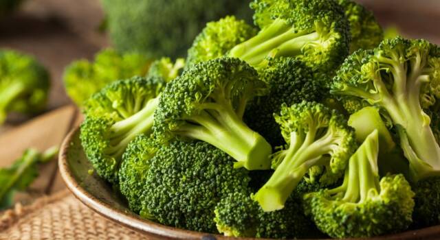 Addio colesterolo cattivo: esiste un super broccolo che lo fa diminuire