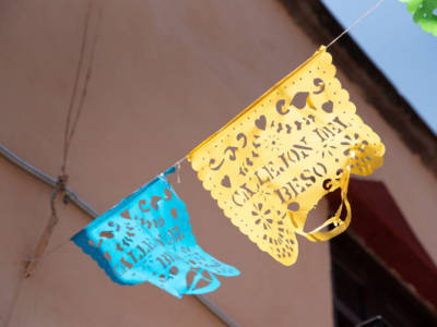 papel picado messico ritaglio decorazione