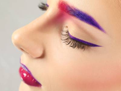 sopracciglia colorate