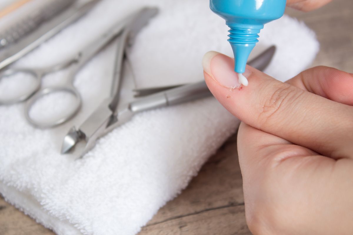 unghie cuticole sangue pulizia