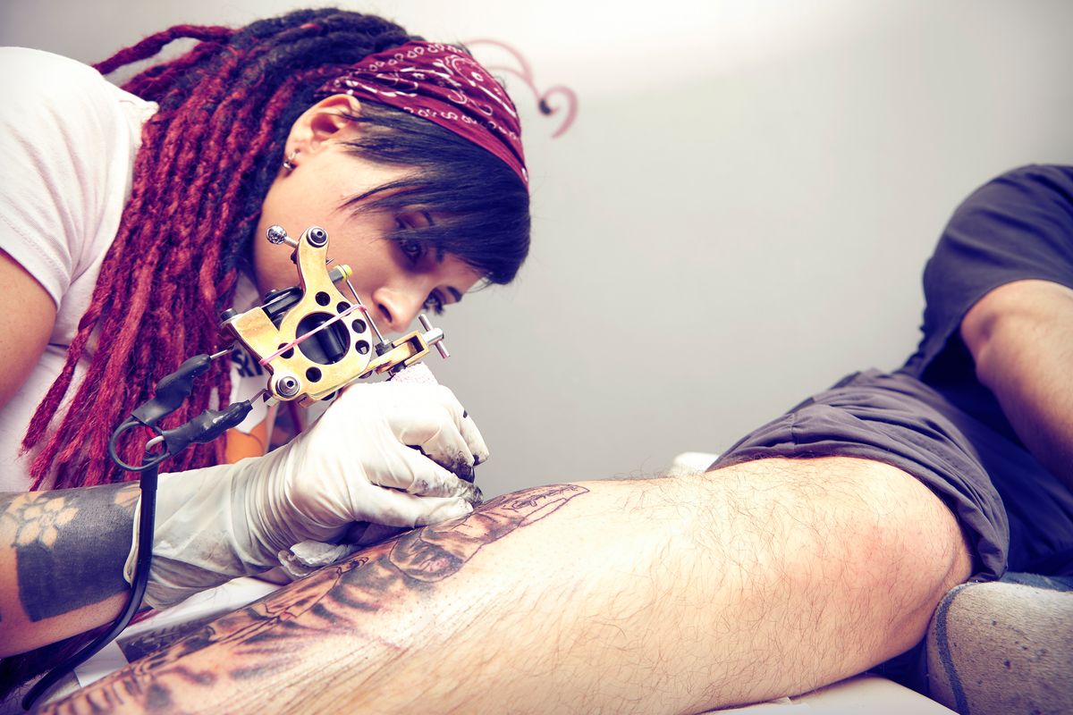 Tatuaggio al polpaccio