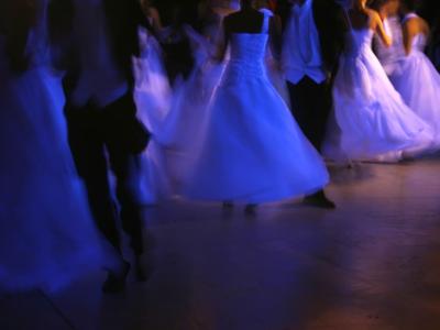 ballo debuttanti vestiti bianchi