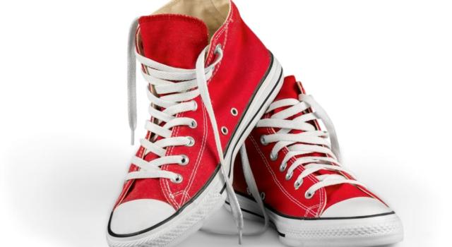 Come personalizzare le Converse