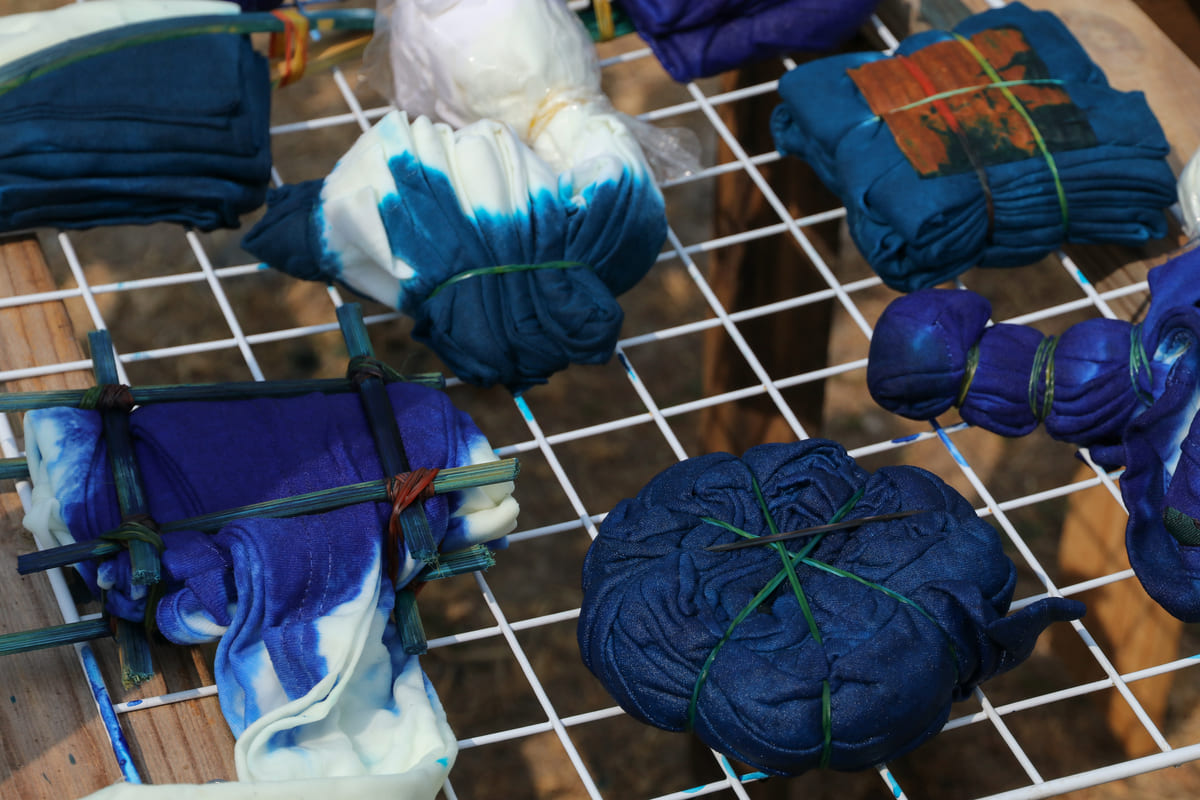 tingere tessuto tecnica shibori