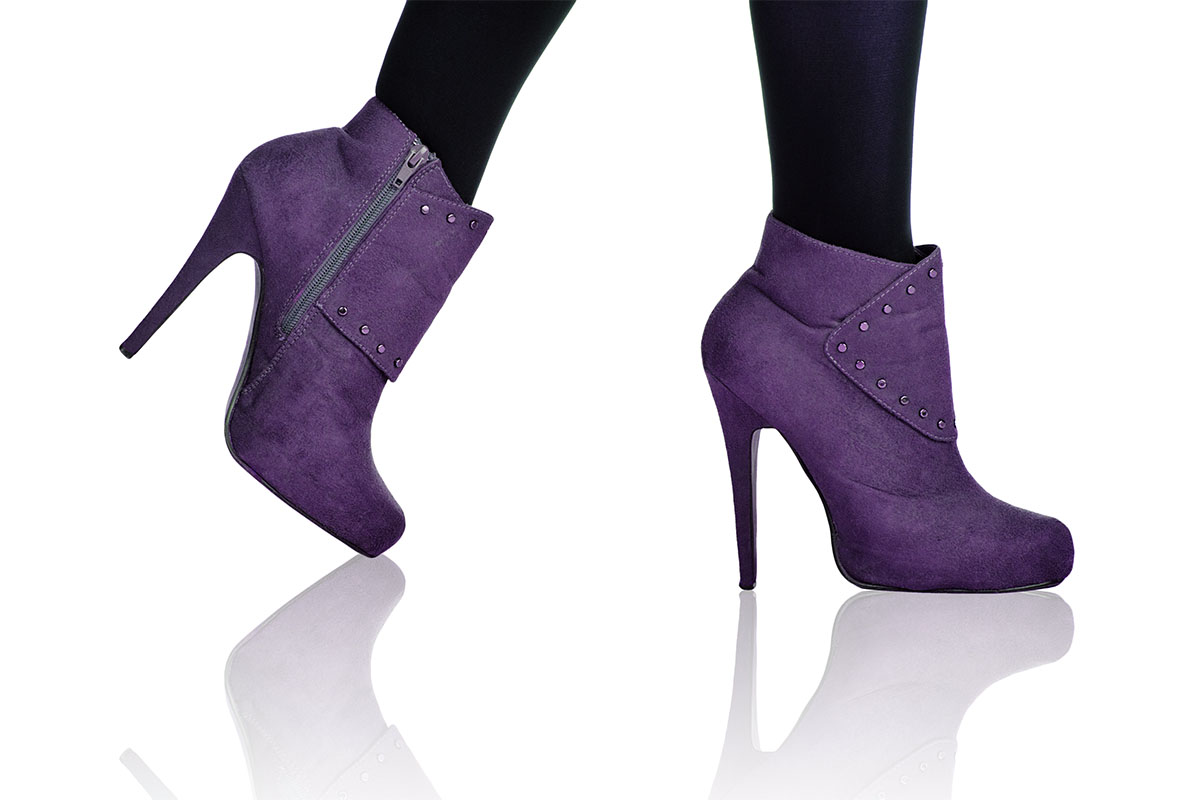 ankle boots in suede viola