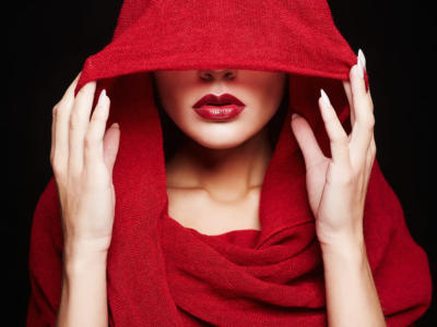 donna cappa lana rossa