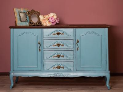 mobile azzurro vintage