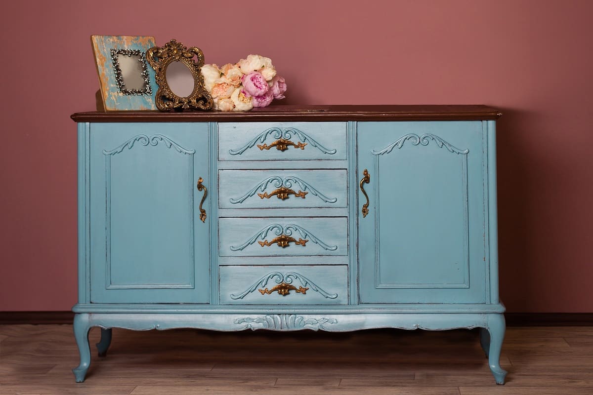 mobile azzurro vintage