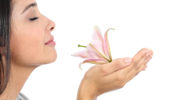 Esistono aromi e profumi in grado di rigenerare la pelle