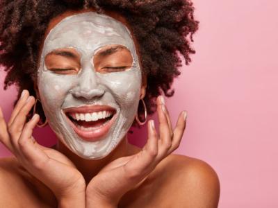 maschera viso argilla