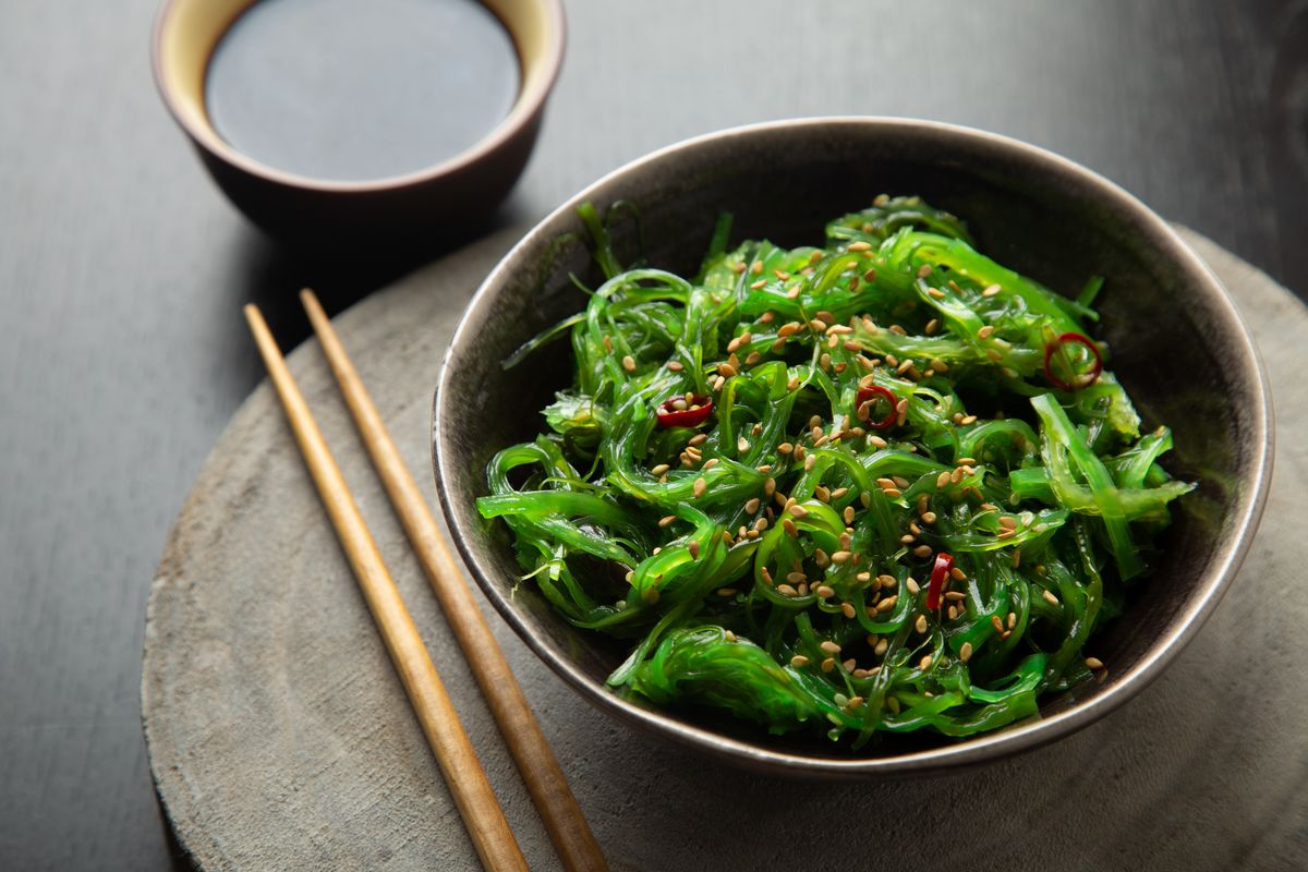 ciotola insalata alghe wakame
