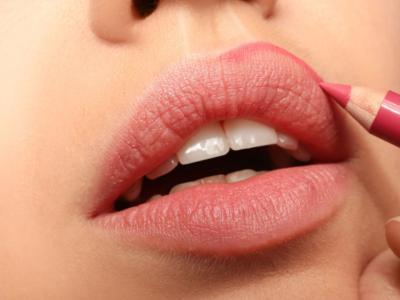Come realizzare effetto sfocato sulle labbra
