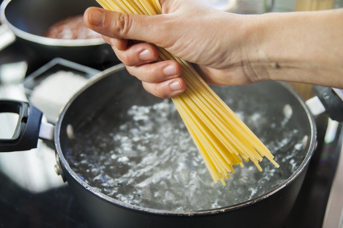 Pasta spaghetti acqua