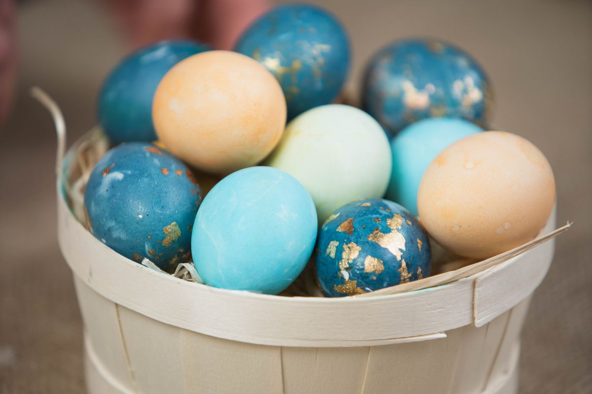 Come fare uova di polistirolo marmorizzate
