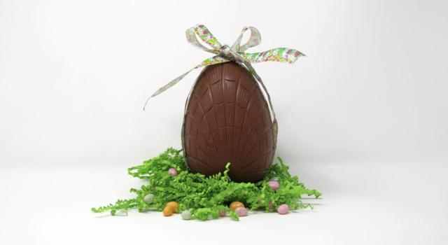 Quanto costa uovo personalizzato Pasqua a Milano
