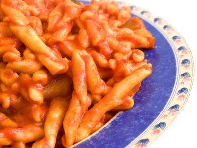 strozzapreti pasta sugo