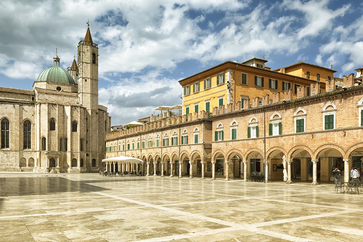 Ascoli Piceno Piazza del Popolo