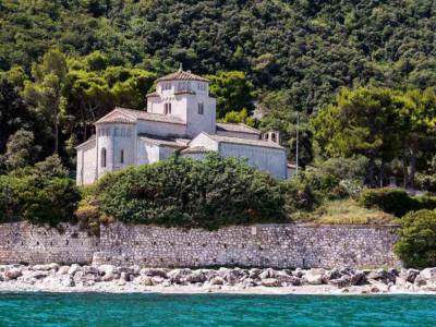 Chiesa Santa Maria di Portonovo