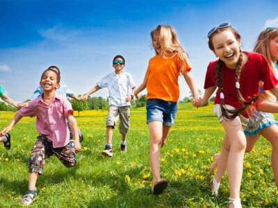 Come scegliere il centro estivo ideale per i nostri bambini?