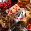 gioco alcolico carte azzardo dadi