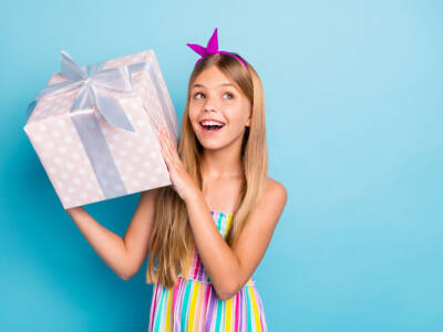 Idee regalo per Natale: cosa regalare a una ragazza di 13 anni