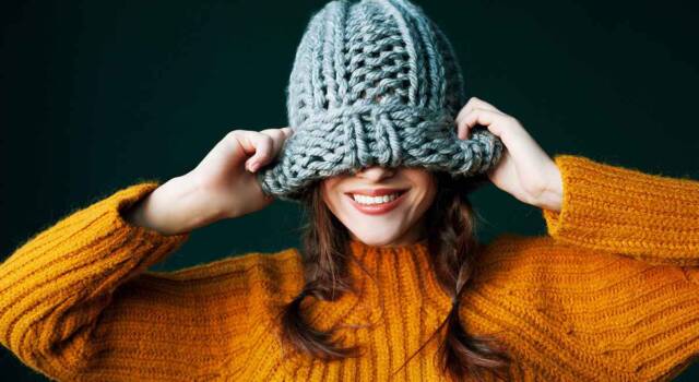 Beanie: come indossare il berretto di lana in ogni occasione