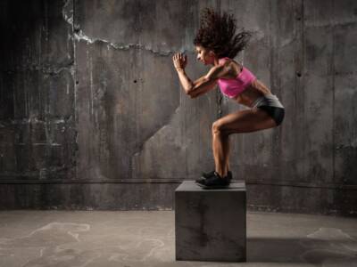 allenamento glutei crossfit pedana salto