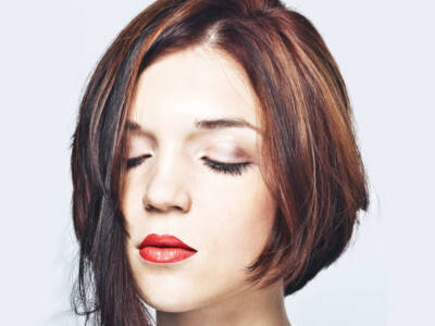 taglio asimmetrico capelli corti donna