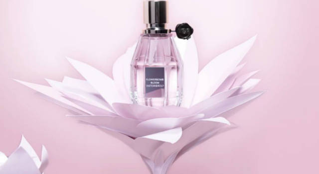 Viktor and Rolf eau de parfum: ecco la nuova fragranza Flowerbomb Bloom