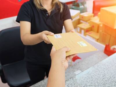 Spedizione Lettera Spedire Raccomandata Posta