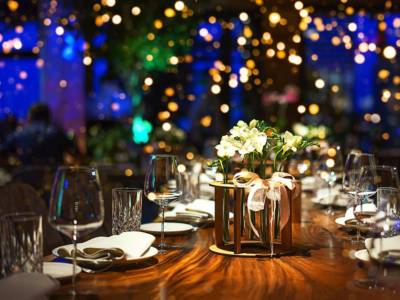 Tavola apparecchiata