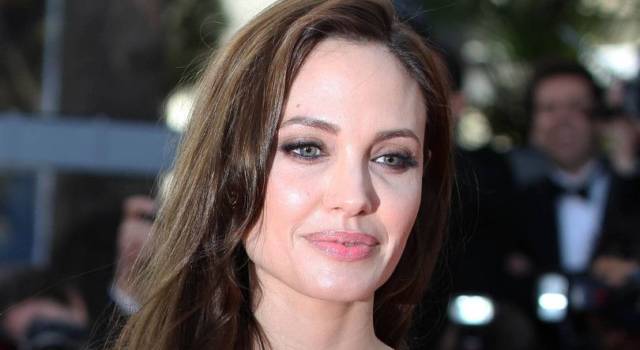 Angelina Jolie: la madre di Brad Pitt è furiosa con lei