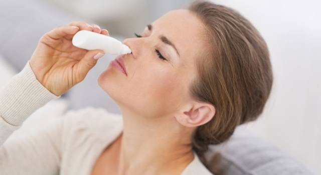 Per liberare in fretta le vie respiratorie, prova la doccia nasale
