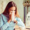 Come si manifesta l’allergia alle graminacee e cosa la scatena?
