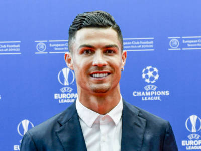 Cristiano Ronaldo inaugura un nuovo hotel di lusso a Madrid