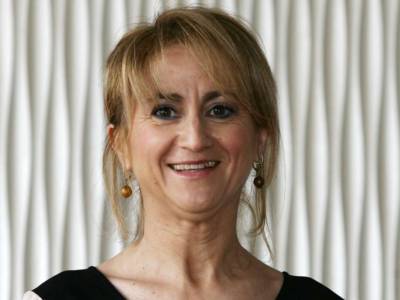 Luciana Littizzetto, nuova operazione: “Mi sono sbriciolata la rotula come un wafer”