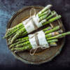 Tutto sugli asparagi: dalle proprietà, ai trucchi per pulirli e cucinarli senza errori