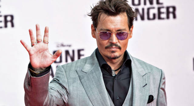 Johnny Depp licenziato dalla Warner Bros: non sarà più in Animali Fantastici