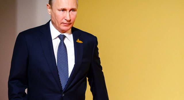 Vladimir Putin: i suoi cani sono tutti doni di personaggi influenti