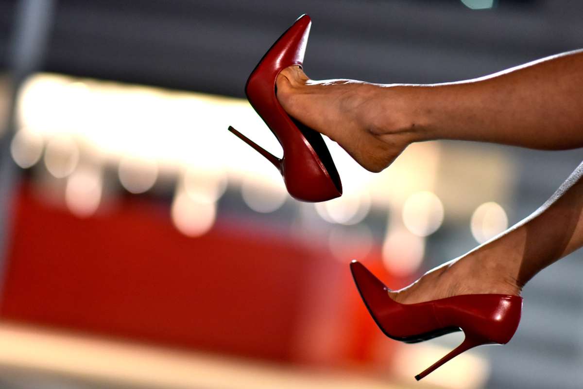 Dècolletè heels