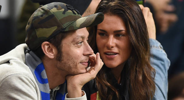 Valentino Rossi papà: è nata la figlia del campione e di Francesca Sofia Novello