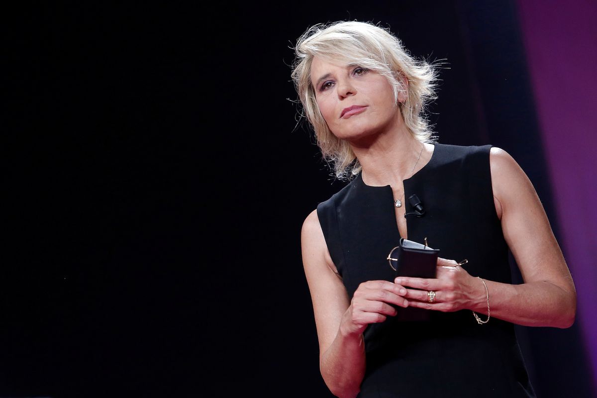 Maria De Filippi conduttrice di Amici 20