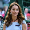 Kate Middleton suona il piano: è un omaggio ai morti per Covid-19