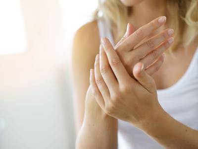 Che cos’è trattamento mani lipofilling