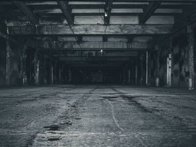 fabbrica abbandonata