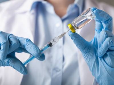 Covid e vaccino contro l’influenza: vaccinarsi oppure no?